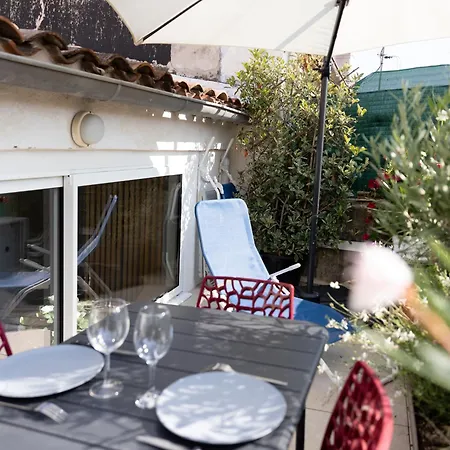 2 Pieces Climatisees Avec Terrasse - Centre Apartman *