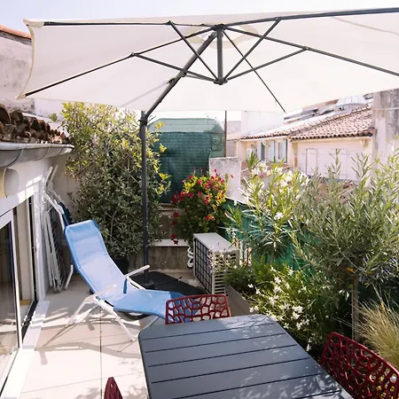 Apartament 2 Pieces Climatisees Avec Terrasse - Centre